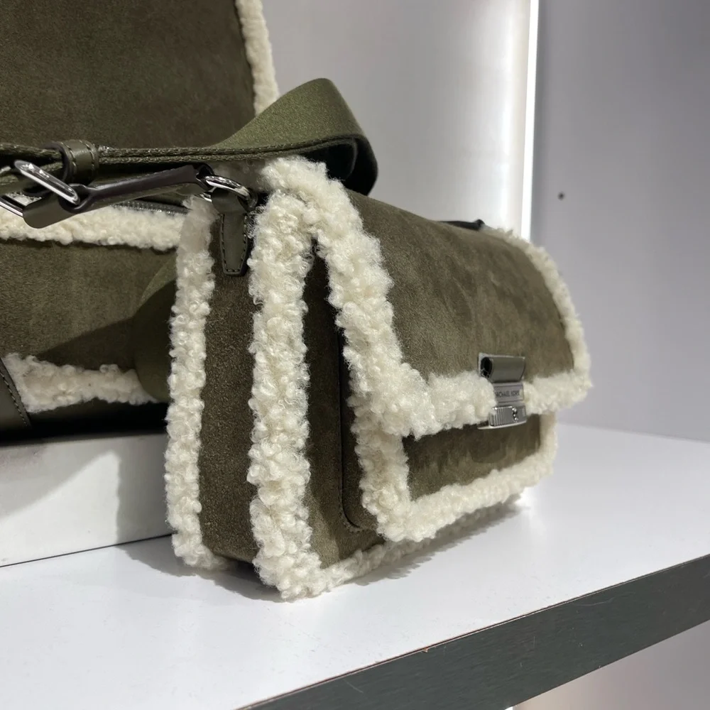 MICHAEL KORS Bradshaw Medium Suede and Faux Shearling Messenger Bag Olive  NWT